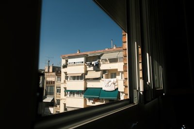 Signs Your Home Windows Need Replacement