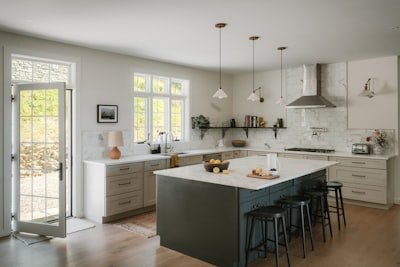 Top Kitchen Design Trends Homeowners Love